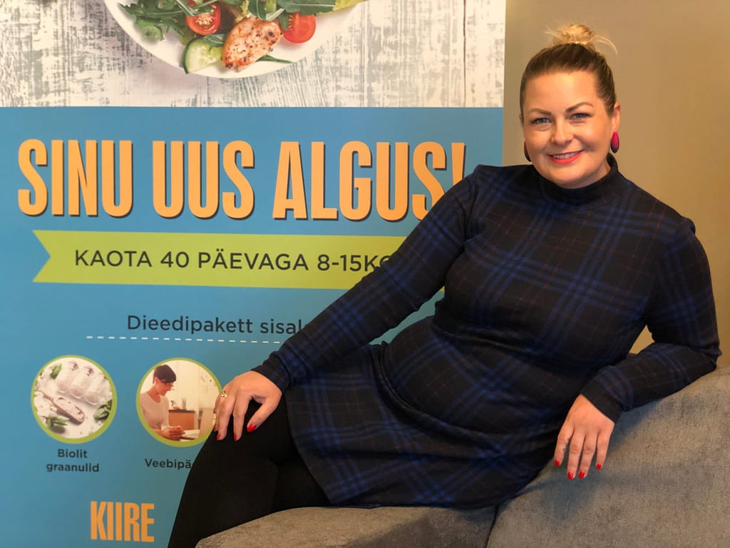 Dr Simeonsi dieedi konsultant ja toitumisnõustaja Aire Kängsep andis märtsis 2020 TV3 saatele Buduaar intervjuu Dr Simeonsi dieedi efektiivsuse teemal. Oma kogemust jagas avameelselt ka blogijapaar Marimell.